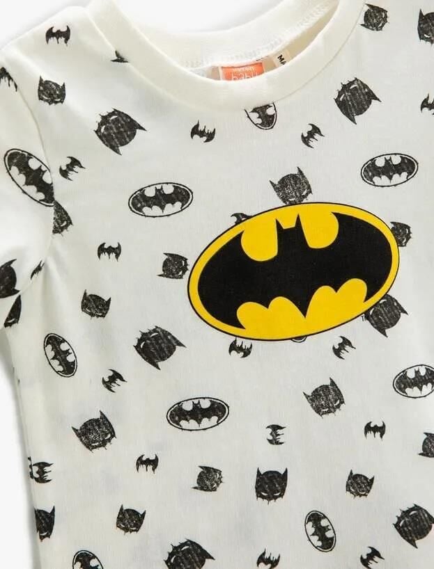 Koton Erkek Bebek Batman Tişört Baskılı Lisanslı Kısa Kollu Bisiklet Yaka